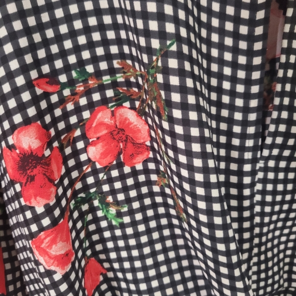 Express Checkered and Floral Tie At Waist Wide Sleeve Size‎ Small - Picture 2 of 8